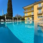 Beatrix Aparthotel