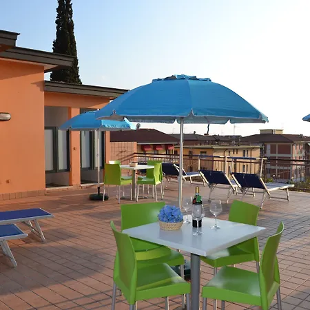 贝娅特丽克丝公寓酒店 3*