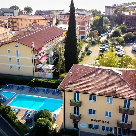 Aparthotel Beatrix 3*
