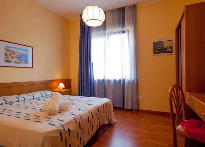 Beatrix מלון דירות 3*